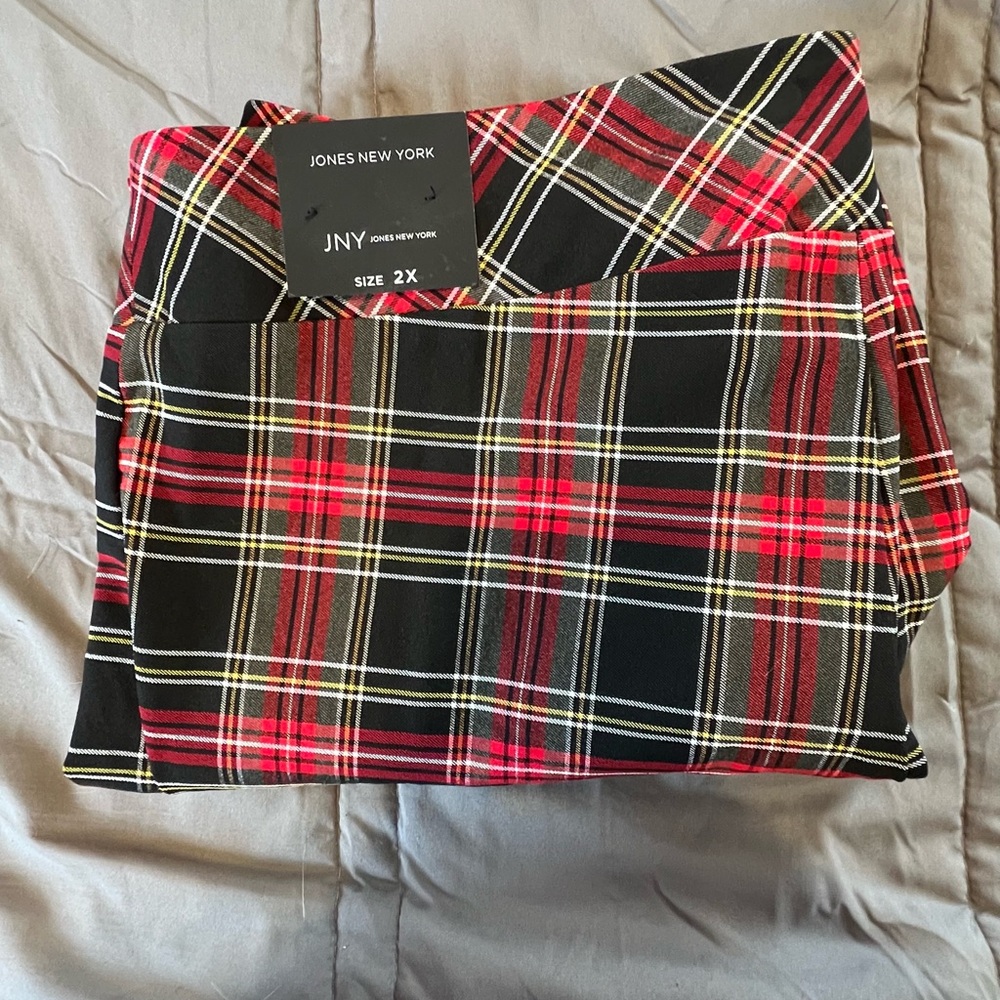 NWT JONES NEW YORK Pants Women Plus Size 2X Black Tartan Plaid Pull On Slim Leg - Picture 8 of 8